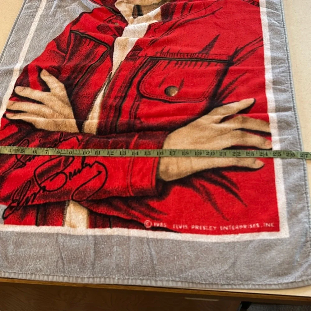 Elvis Presley Signature Beach Towel 1985 🖤❤️‍🔥❤️ 🎸 Excellent Condition!